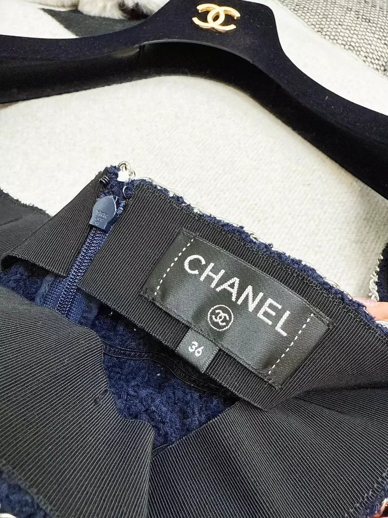 Chanel Chanel Deep Blue One-Shoulder Short Sleeve Top Size S / US 4 / IT 40 - 3 Thumbnail
