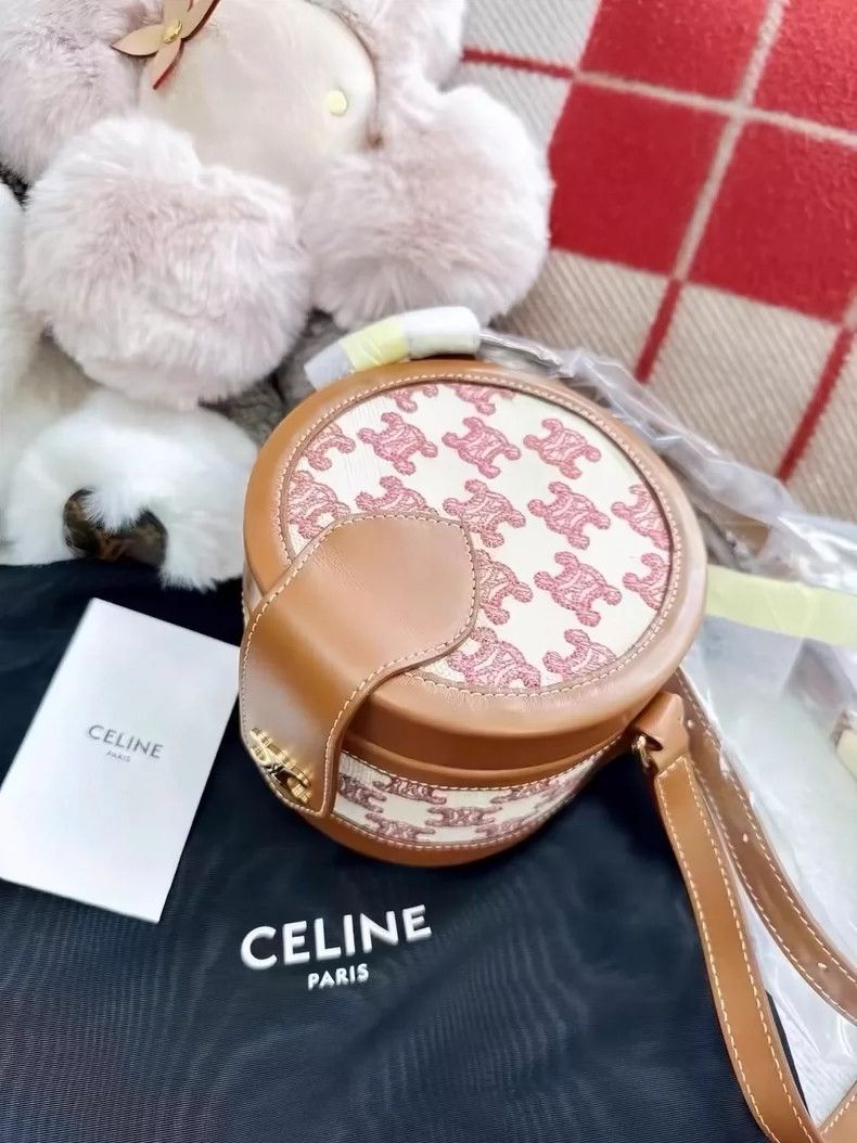 Celine Celine Bucket Bag with Red Patterns Size ONE SIZE - 3 Thumbnail