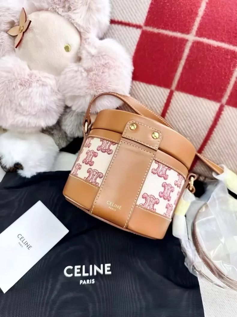 Celine Celine Bucket Bag with Red Patterns Size ONE SIZE - 2 Thumbnail