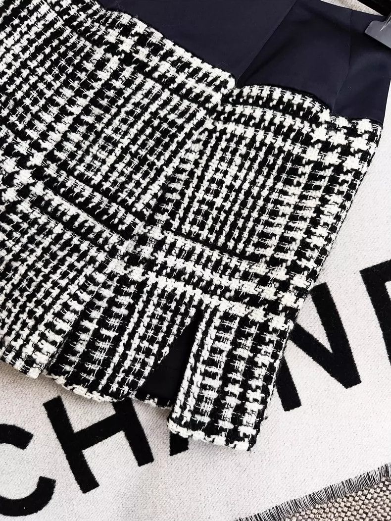 Dior Dior Black and White Plaid Top and Skirt Set Size XS / US 0-2 / IT 36-38 - 8 Thumbnail