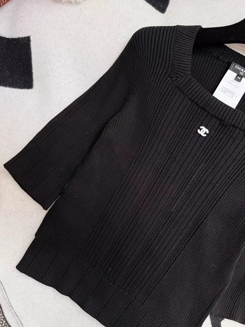 Chanel Chanel Black Knit Top with Logo Size M / US 6-8 / IT 42-44 - 4 Thumbnail