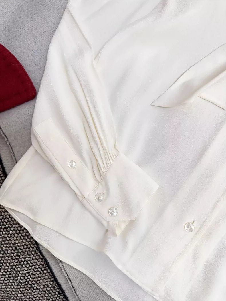 Celine Celine Cream Silk Bow Blouse Size 36 Size S / US 4 / IT 40 - 4 Thumbnail