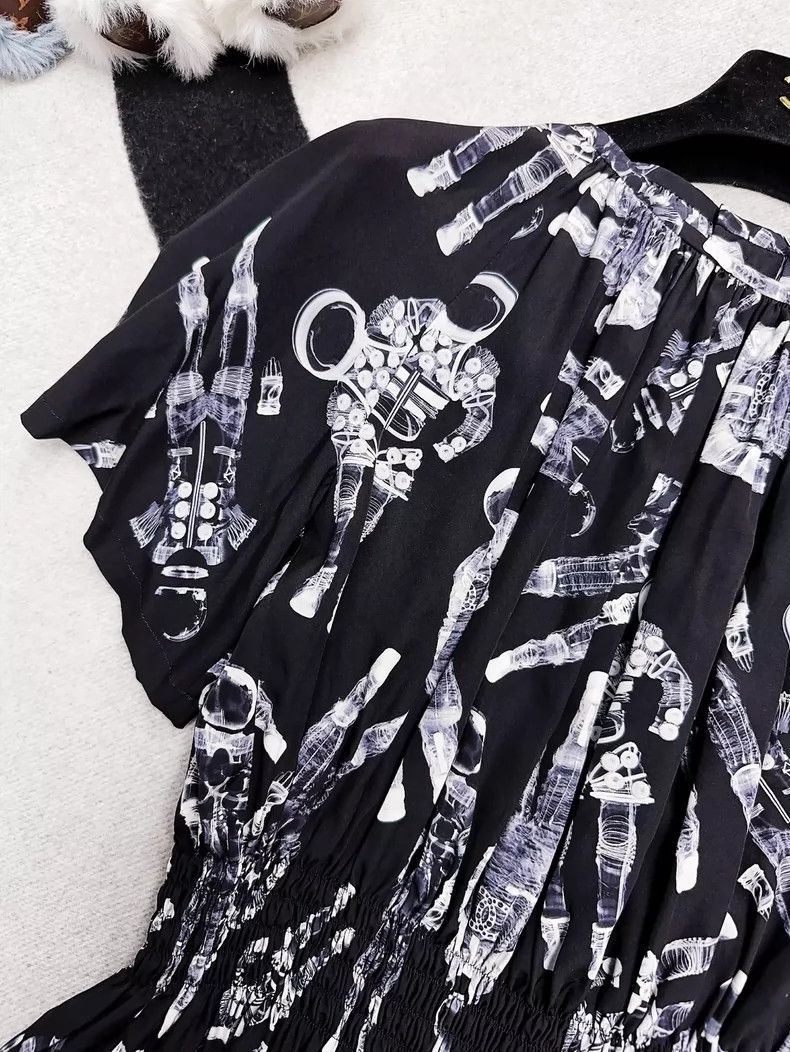 Chanel Chanel Black Printed Silk Short Sleeve Top Size XS / US 0-2 / IT 36-38 - 6 Thumbnail