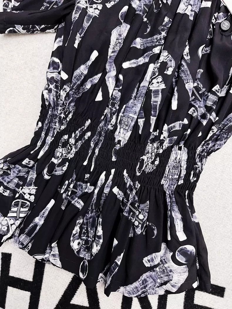 Chanel Chanel Black Printed Silk Short Sleeve Top Size XS / US 0-2 / IT 36-38 - 4 Thumbnail