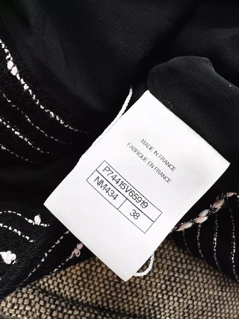 Chanel Chanel Black and Pink Striped Long Coat Size M / US 6-8 / IT 42-44 - 6 Thumbnail