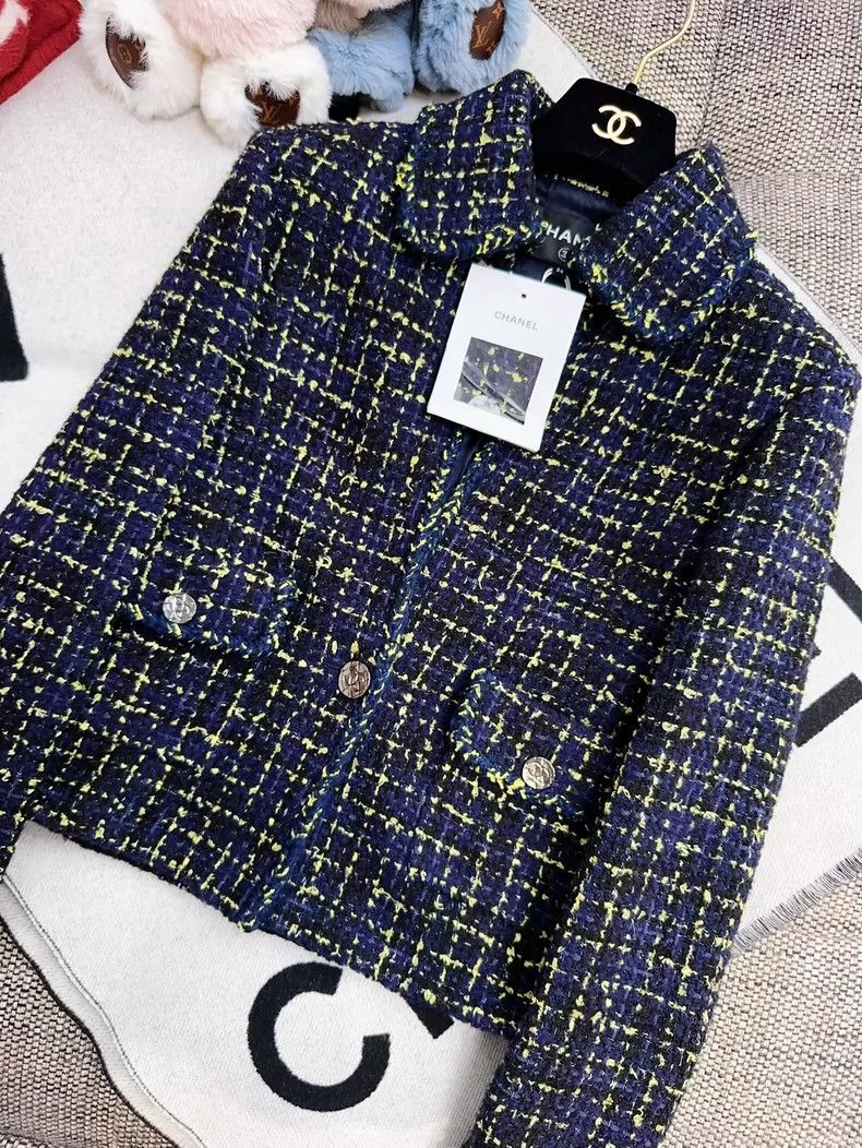 Chanel Chanel Blue Yellow Check Tweed Jacket Size XS / US 0-2 / IT 36-38 - 2 Thumbnail