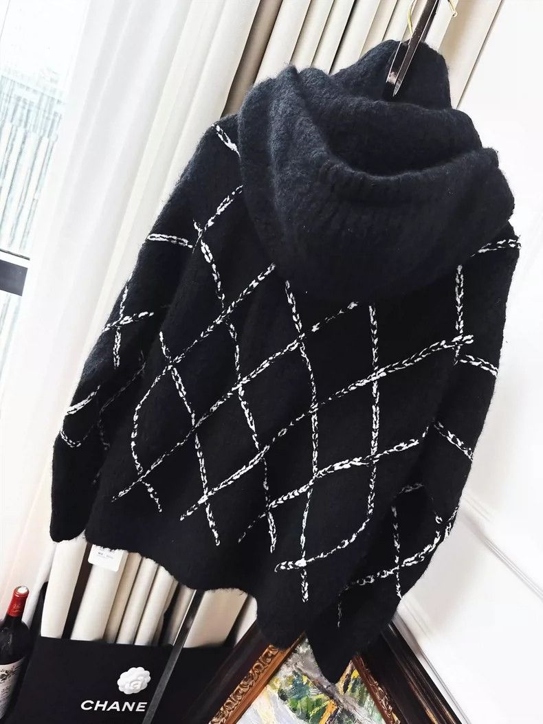 Chanel Chanel Black Quilted Knit Hoodie Cardigan Size M / US 6-8 / IT 42-44 - 2 Thumbnail