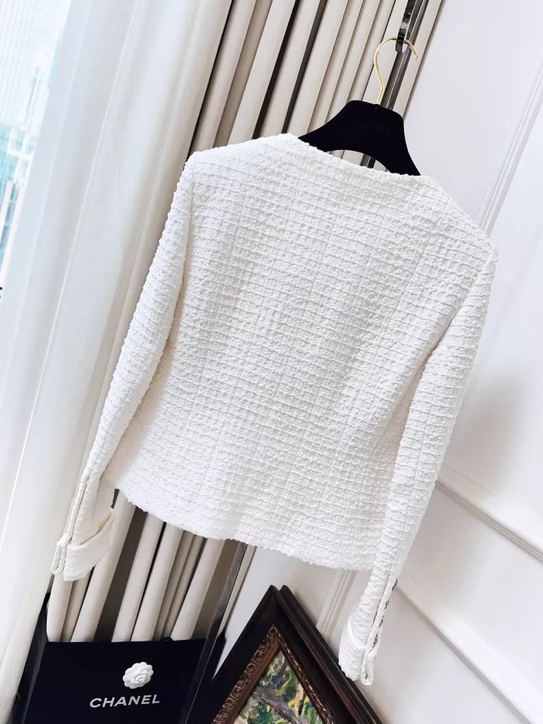 Chanel Chanel White Waffle Jacket with Sparkling Buttons Size S / US 4 / IT 40 - 2 Thumbnail