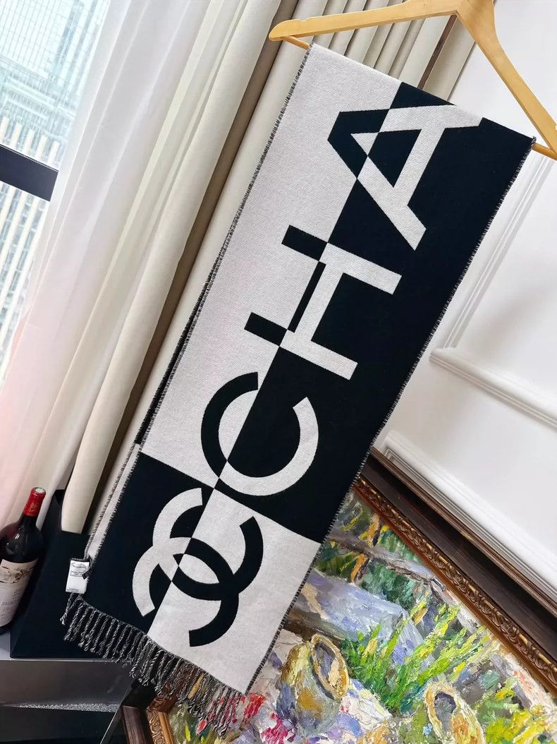 Chanel Chanel Black and White Geometric Pattern Scarf Size ONE SIZE - 3 Thumbnail