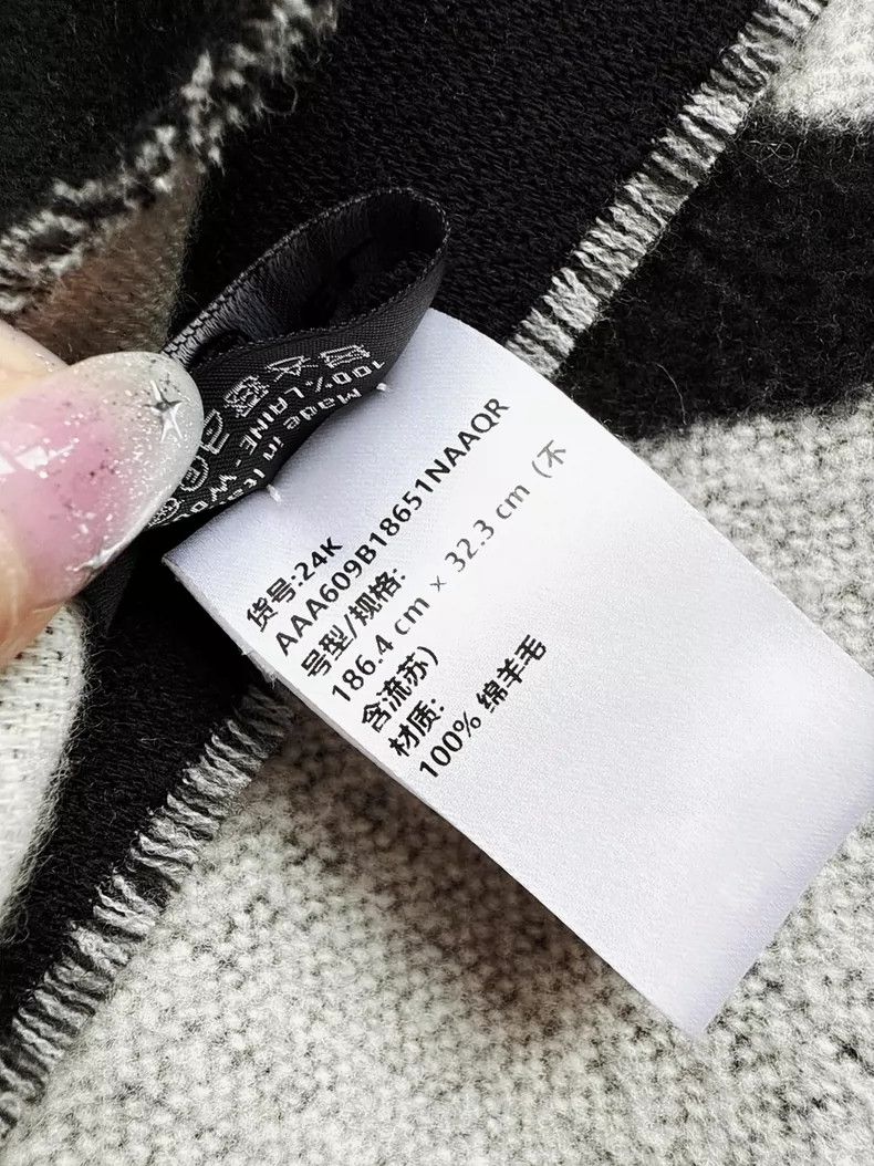 Chanel Chanel Black and White Geometric Pattern Scarf Size ONE SIZE - 6 Thumbnail