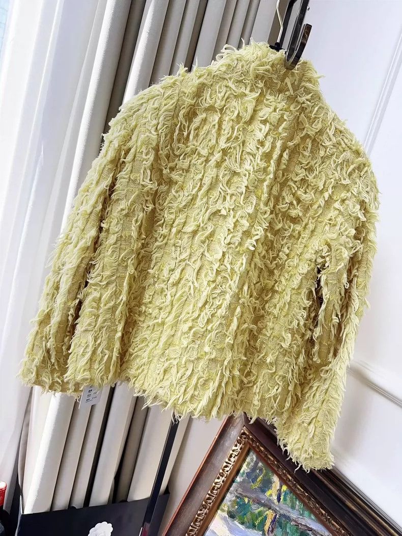 Chanel Chanel Yellow Fringe Jacket with Rabbit Ears Size M / US 6-8 / IT 42-44 - 2 Thumbnail