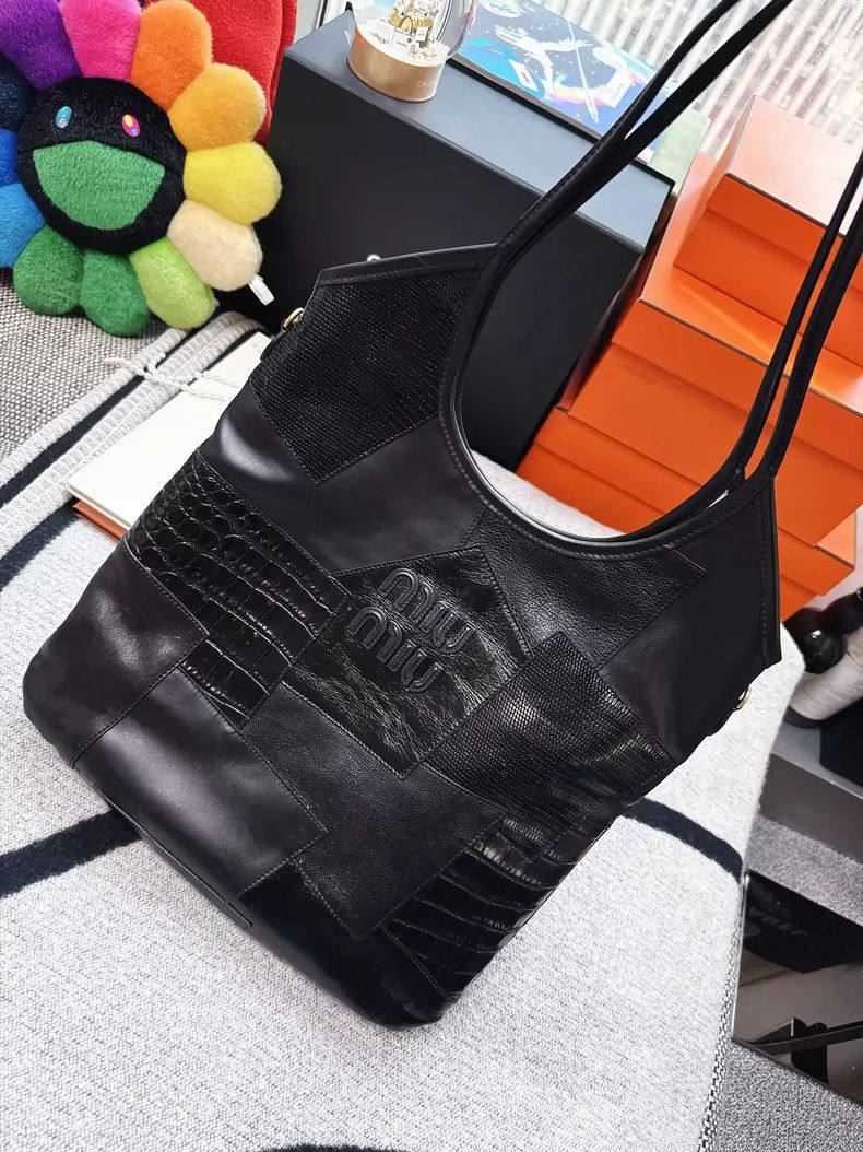 Prada Miumiu Limited Edition Hobo Shoulder Bag Size ONE SIZE - 6 Thumbnail