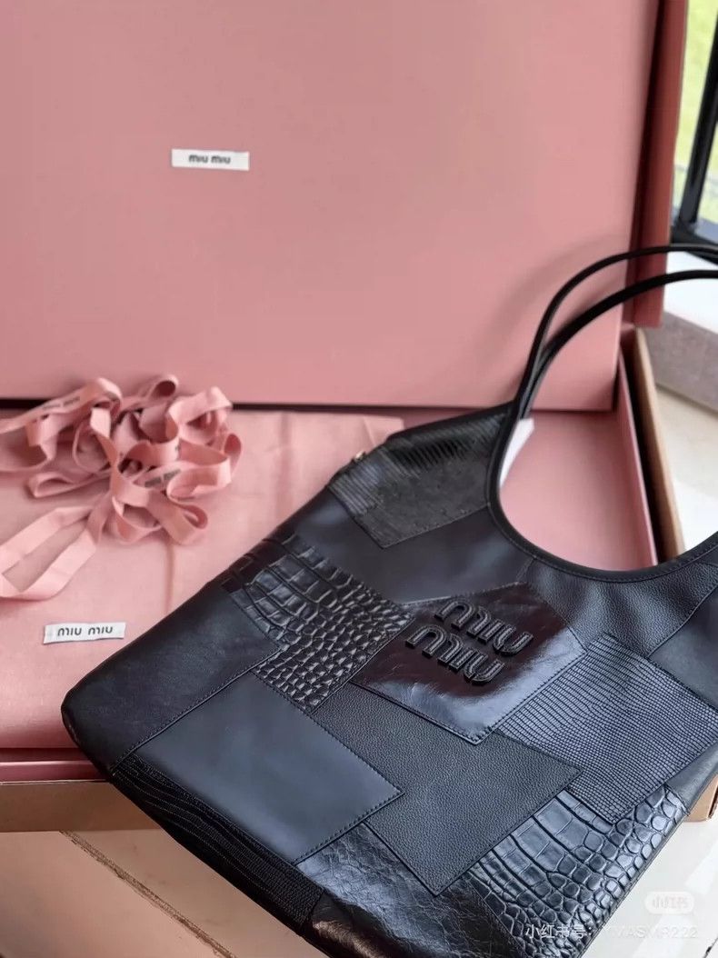 Prada Miumiu Limited Edition Hobo Shoulder Bag Size ONE SIZE - 8 Thumbnail