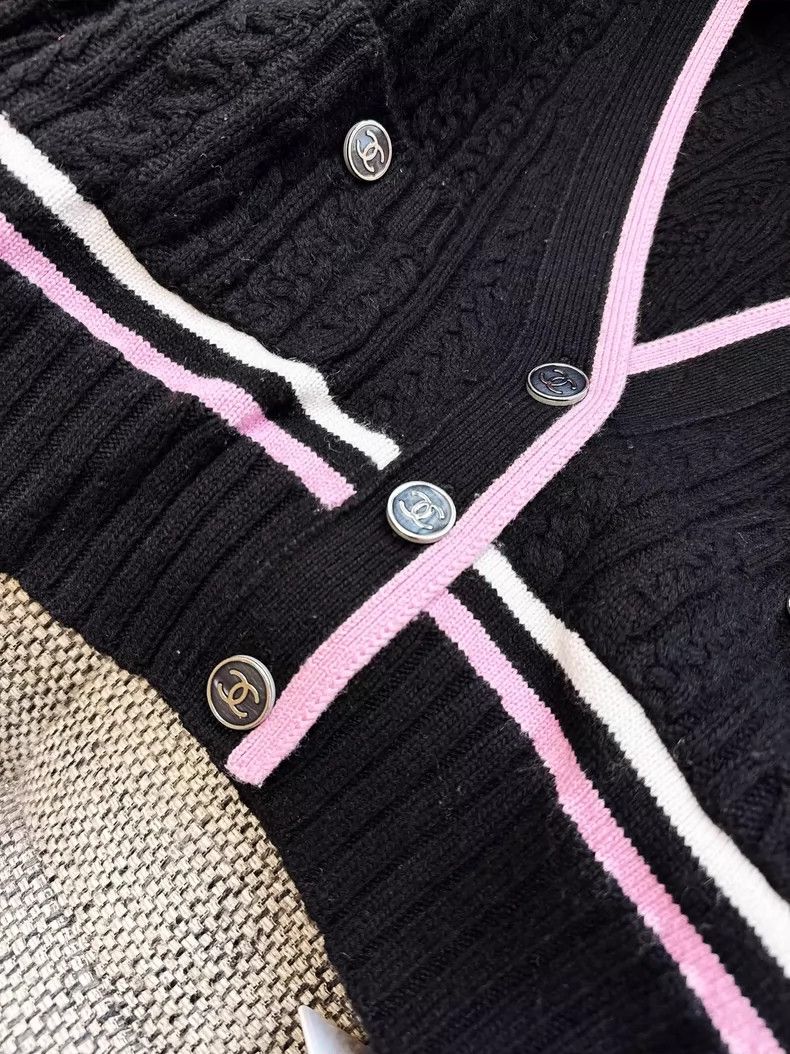 Chanel Chanel Black Knit Cardigan with Pink Trim Size M / US 6-8 / IT 42-44 - 4 Thumbnail