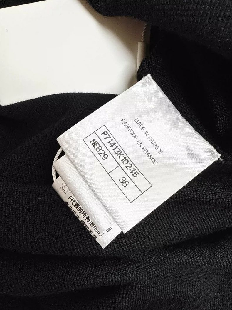 Chanel Chanel Black Knit Long Sleeve Dress with Pink Buttons Size M / US 6-8 / IT 42-44 - 6 Thumbnail