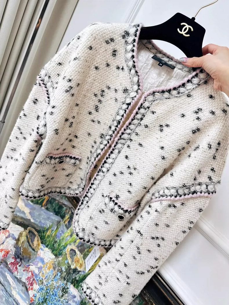 Chanel Chanel Cream Polka Dot Two-Pocket Jacket Size M / US 6-8 / IT 42-44 - 2 Thumbnail