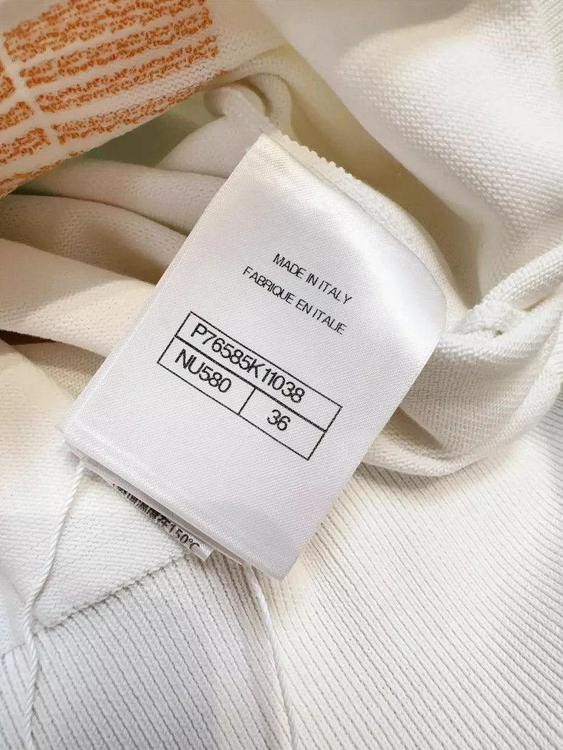 Chanel Chanel Colorful Sequin Logo White Sweatshirt Size S / US 4 / IT 40 - 7 Thumbnail
