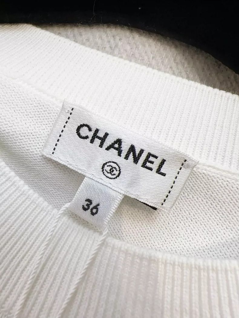 Chanel Chanel Colorful Sequin Logo White Sweatshirt Size S / US 4 / IT 40 - 8 Thumbnail