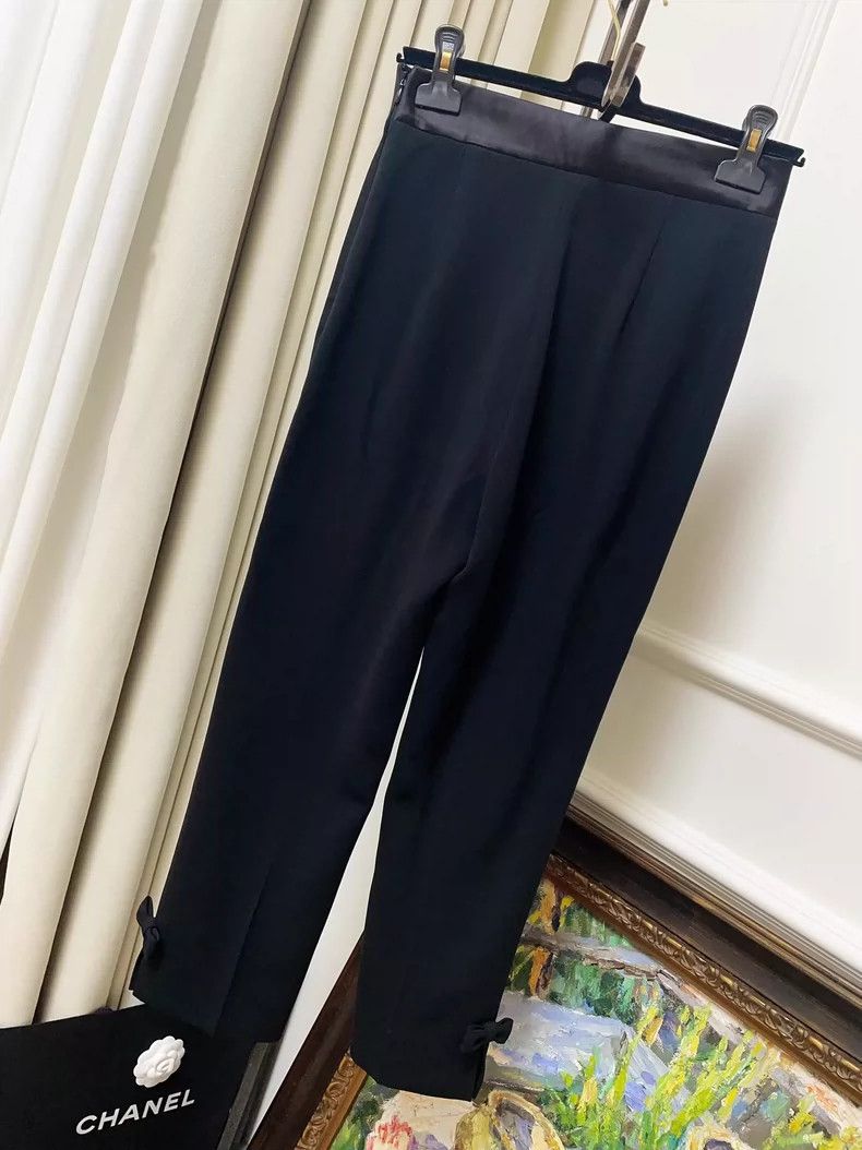 Prada Miu Miu Black Bow Pants Size 40 Size 40" / US 18 - 2 Thumbnail