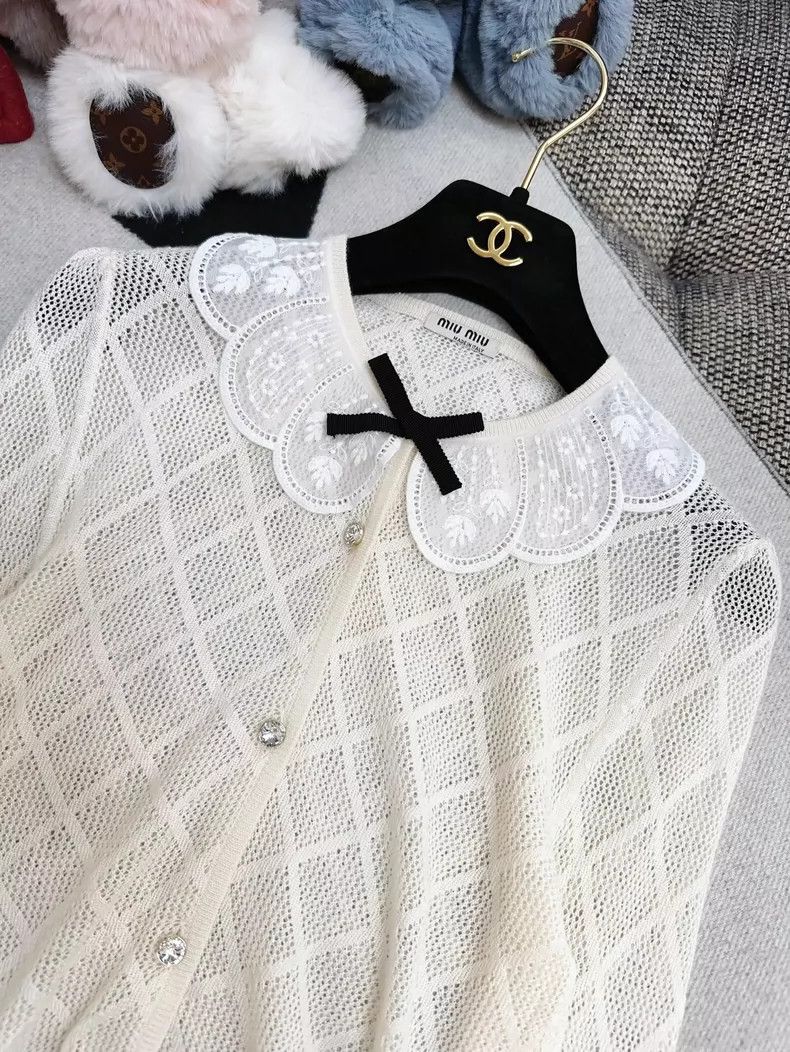 Miu Miu Miu Miu Beige Knit Cardigan with Lace Collar Size S / US 4 / IT 40 - 9 Thumbnail