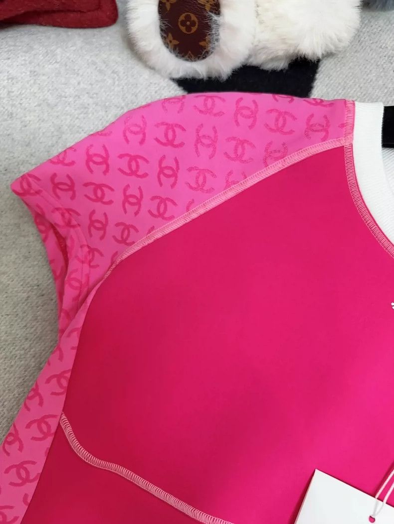 Chanel Chanel Pink Logo Short Sleeve Top Size M / US 6-8 / IT 42-44 - 3 Thumbnail