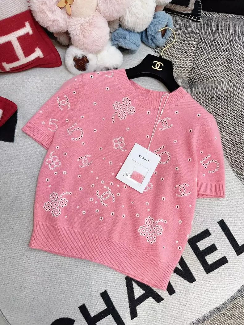 Chanel Chanel Pink Embroidered Knit Short Sleeve Top Size M / US 6-8 / IT 42-44 - 7 Thumbnail