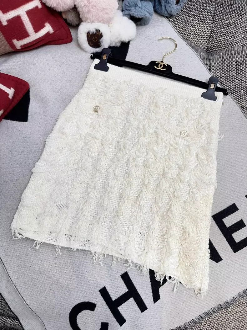 Chanel Chanel Spring Summer Cream Fringed Skirt Size 34" / US 12 / IT 48 - 3 Thumbnail