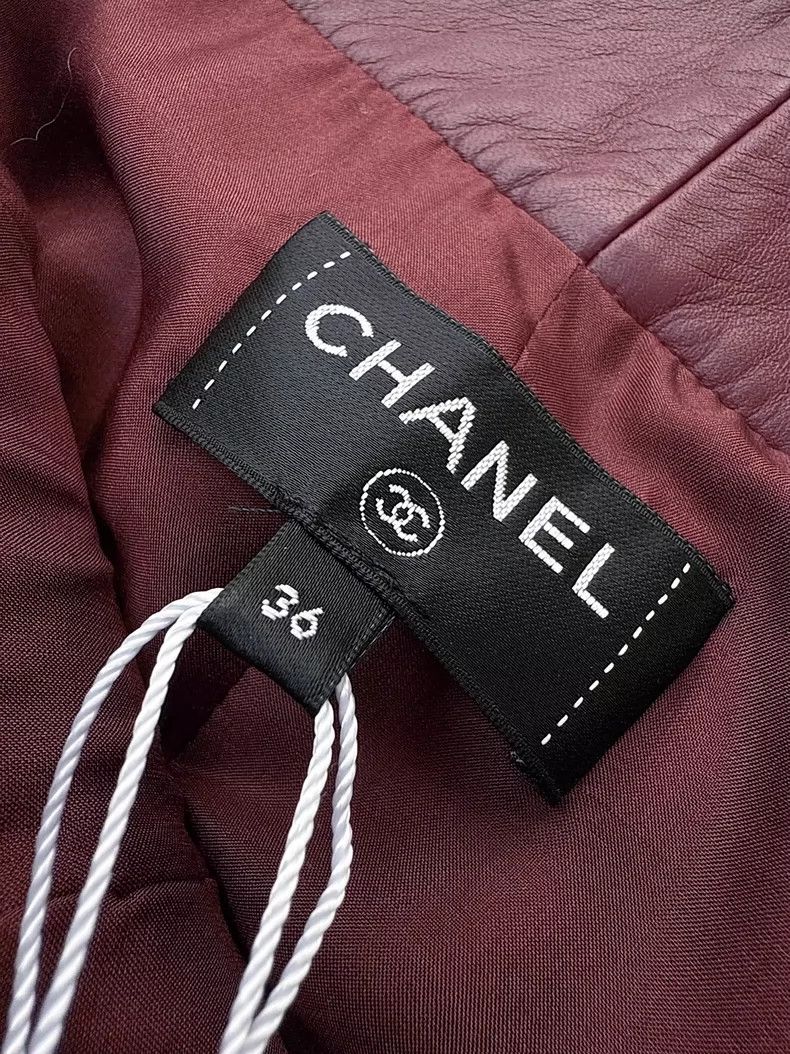 Chanel Chanel Burgundy Leather Pants with Tag Size 36" / US 14 / IT 50 - 4 Thumbnail