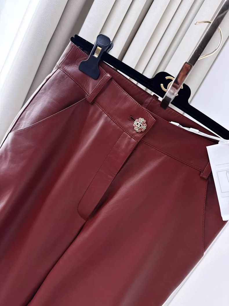 Chanel Chanel Burgundy Leather Pants with Tag Size 36" / US 14 / IT 50 - 7 Thumbnail