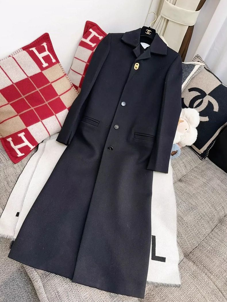Bottega Veneta Classic Long Black Coat with One-Button Closure Size S / US 4 / IT 40 - 8 Thumbnail