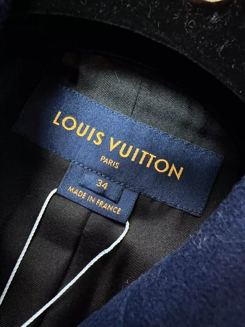 Louis Vuitton Louis Vuitton Double-Breasted Long Sleeve Coat Size XL / US 12-14 / IT 48-50 - 7 Thumbnail