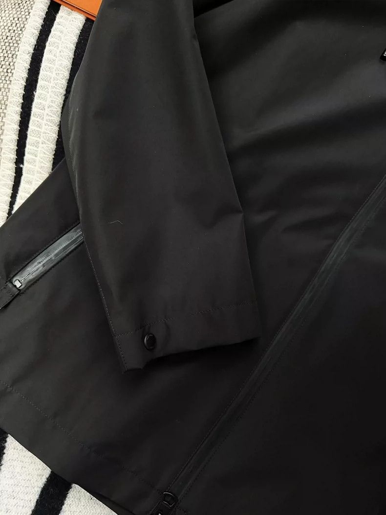 Burberry Burberry Black Hooded Long Sleeve Jacket Size M / US 6-8 / IT 42-44 - 4 Thumbnail
