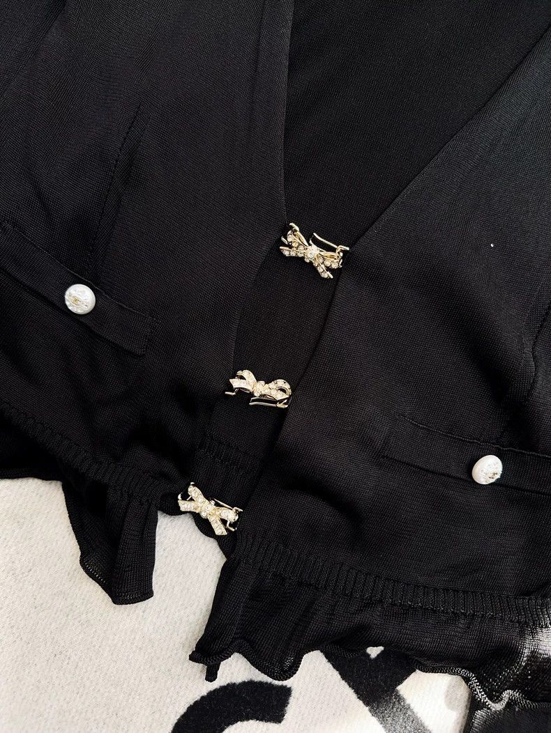 Chanel Chanel Black Cardigan with Ruffles and Bow Size S / US 4 / IT 40 - 7 Thumbnail