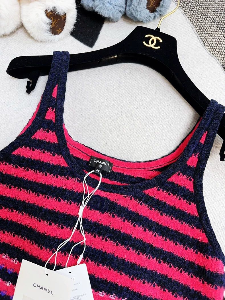 Chanel Chanel Black and Pink Knit Crop Top Size M / US 6-8 / IT 42-44 - 6 Thumbnail