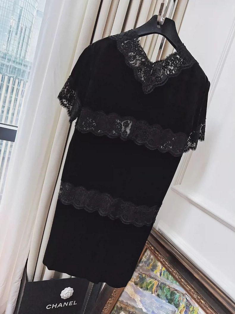 Chanel Chanel Black Velvet Lace Dress Size 36 Size S / US 4 / IT 40 - 2 Thumbnail