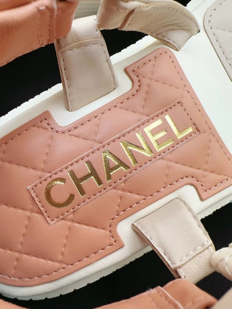 Chanel Chanel White and Pink Gradient Wedge Sandals Size US 6 / IT 36 - 7 Thumbnail