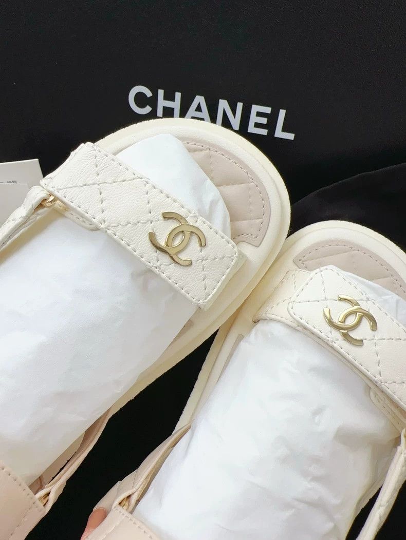 Chanel Chanel White and Pink Gradient Wedge Sandals Size US 6 / IT 36 - 4 Thumbnail