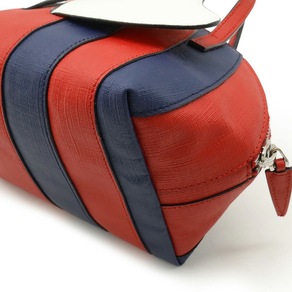 Gucci Gucci Gucci Children's Bee Leather Handbag Leather Tote Bag 432695 DUTY FREE for USA Size ONE SIZE - 3 Thumbnail