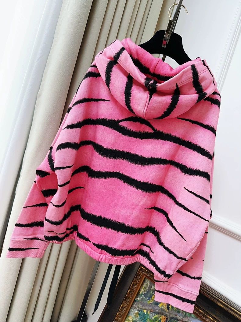 Valentino Valentino Pink Tiger Print Hooded Sweatshirt Size L / US 10 / IT 46 - 2 Thumbnail