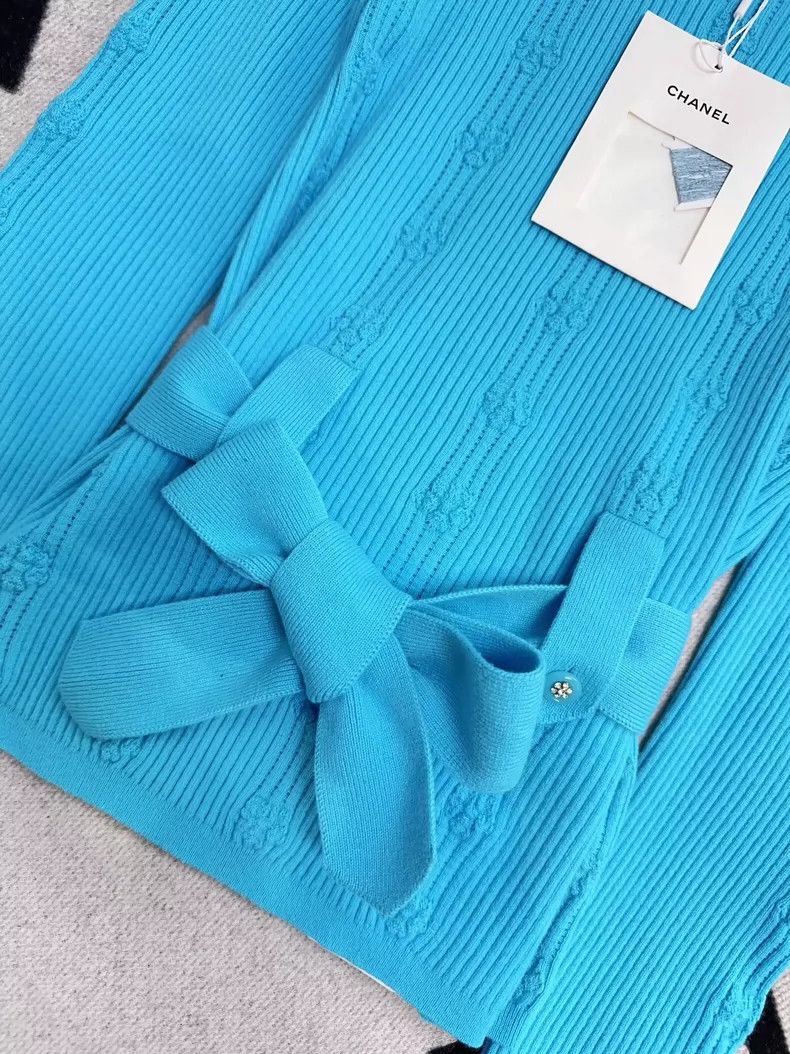 Chanel Chanel Blue Knitted Sweater with Belt Size S / US 4 / IT 40 - 3 Thumbnail