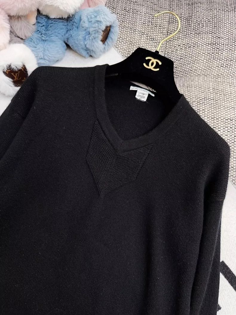 Hermes Hermes Black V-Neck Knit Long Sleeve Dress Size S / US 4 / IT 40 - 4 Thumbnail