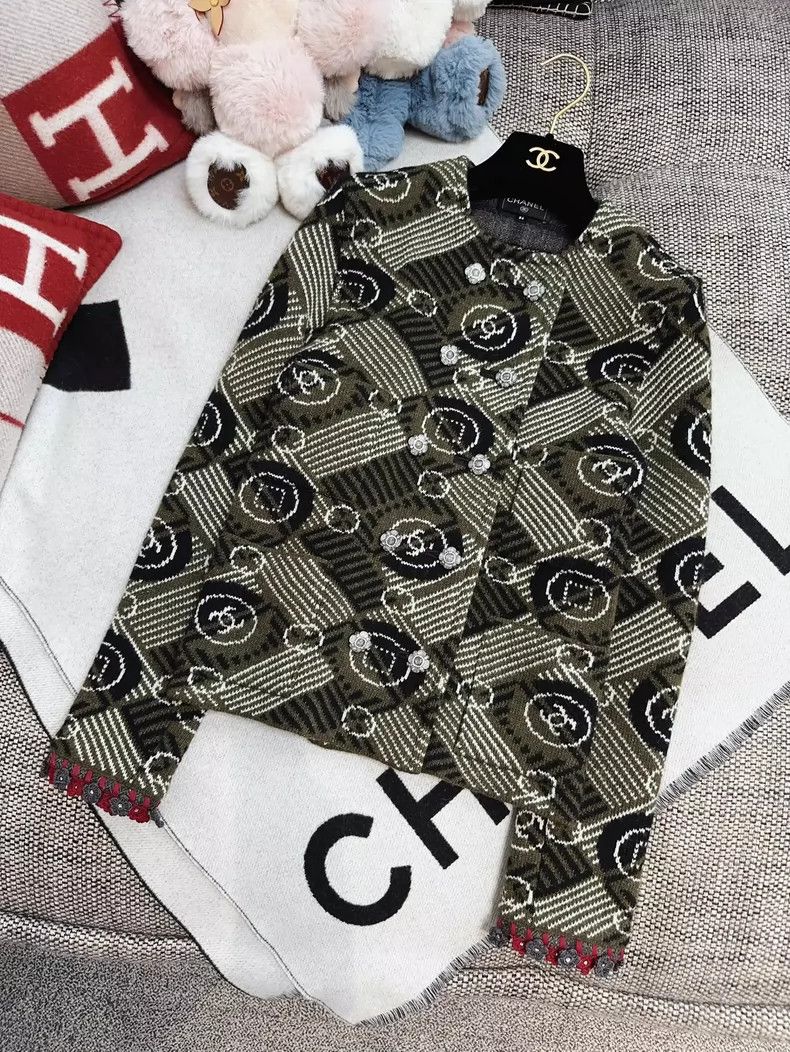 Chanel Chanel Long Sleeve Jacket with Floral Design Size S / US 4 / IT 40 - 8 Thumbnail