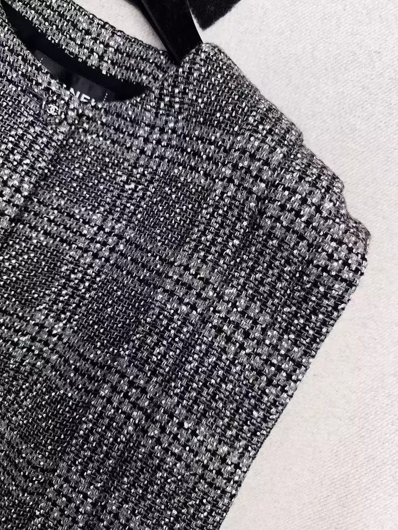 Chanel Chanel Gray Plaid Embroidered Sleeveless Vest Top Size XL / US 12-14 / IT 48-50 - 3 Thumbnail