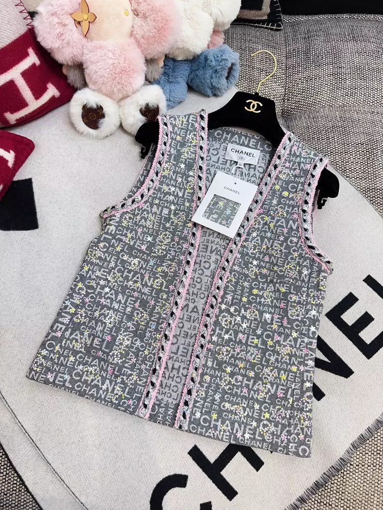Chanel Chanel Gray Denim Sequin Logo Vest Size S / US 4 / IT 40 - 3 Thumbnail
