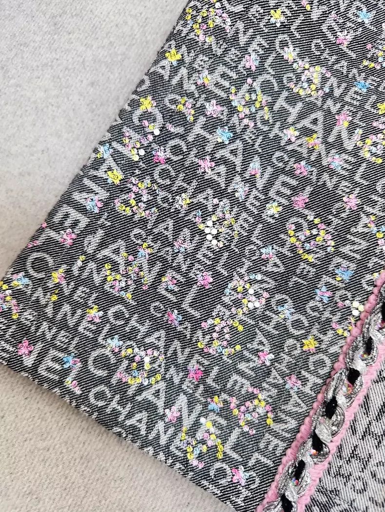 Chanel Chanel Gray Denim Sequin Logo Vest Size S / US 4 / IT 40 - 5 Thumbnail