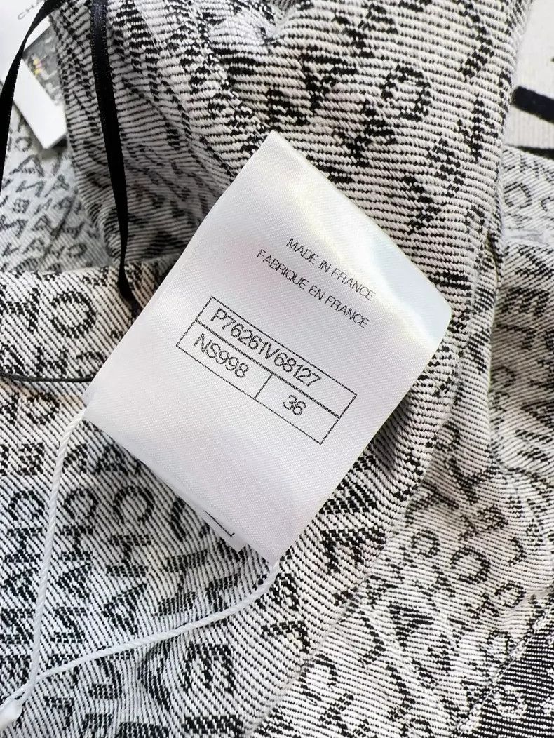Chanel Chanel Gray Denim Sequin Logo Vest Size S / US 4 / IT 40 - 7 Thumbnail