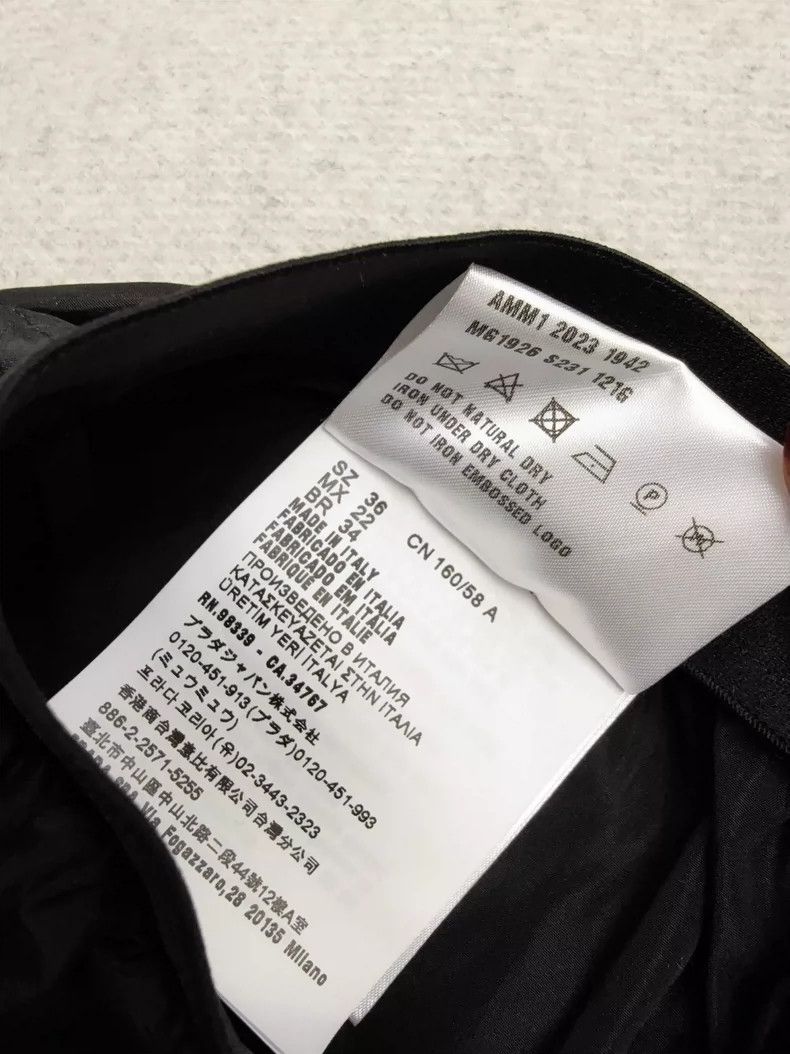 Miu Miu Miu Miu Black Nylon Skirt with Tags Size 36" / US 14 / IT 50 - 4 Thumbnail