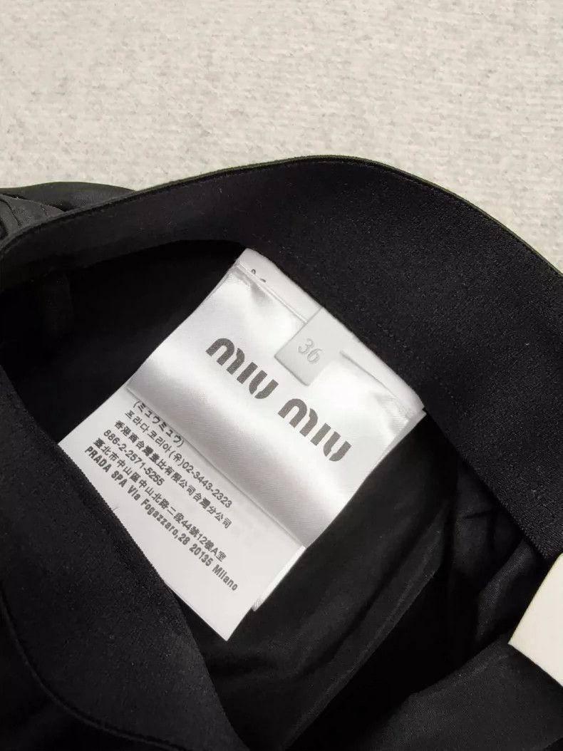 Miu Miu Miu Miu Black Nylon Skirt with Tags Size 36" / US 14 / IT 50 - 3 Thumbnail