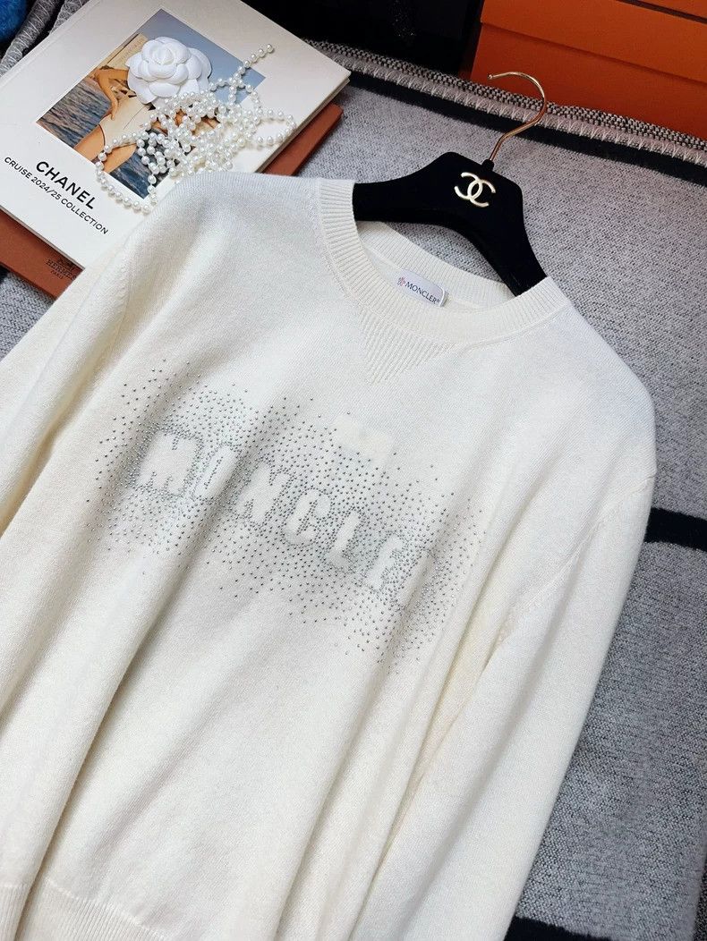 Moncler Moncler Beige Beaded Logo Knit Top Size S / US 4 / IT 40 - 3 Thumbnail