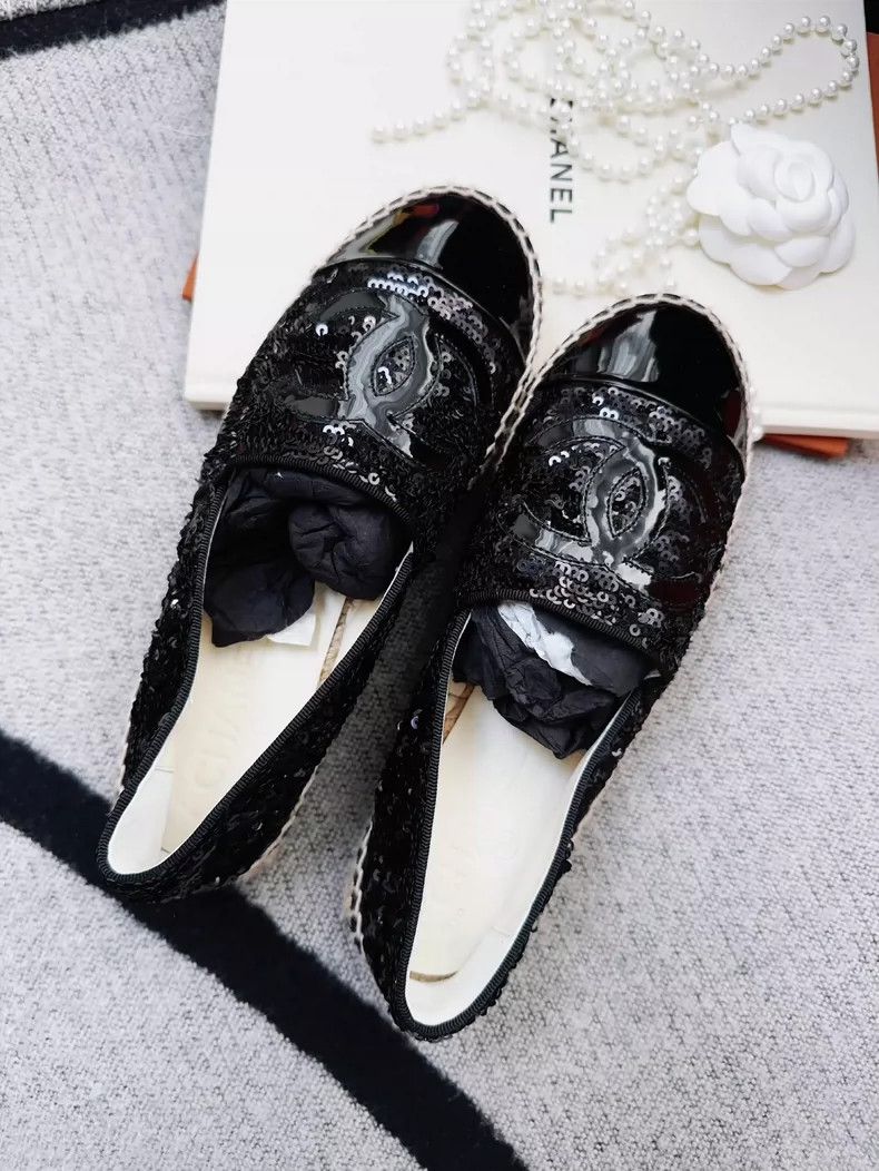 Chanel Chanel Black Sequin Fisherman Loafers Size 36 Size US 6 / IT 36 - 2 Thumbnail